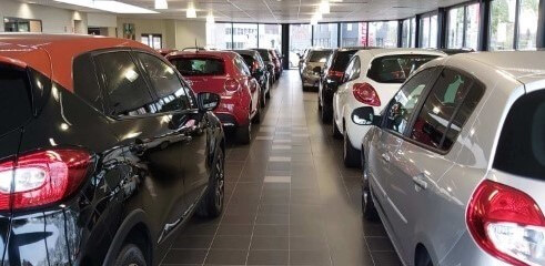 Occasions Smits Autobedrijf garage Bergambacht showroom